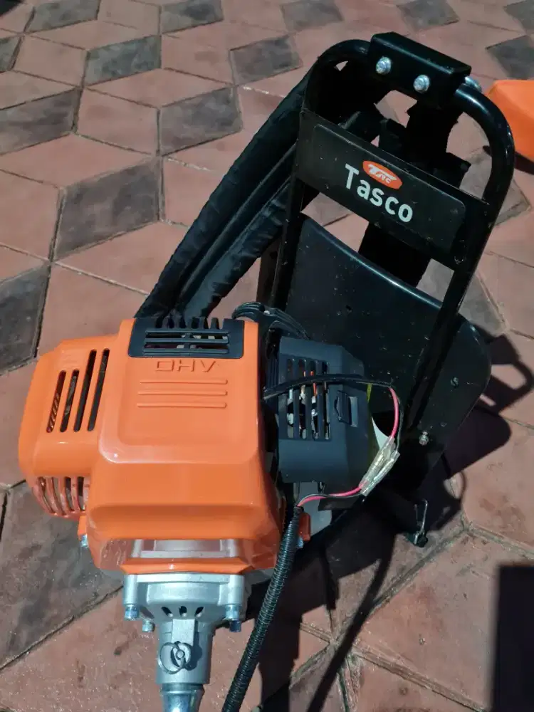 Mesin Potong rumput Tasco 4 Tak