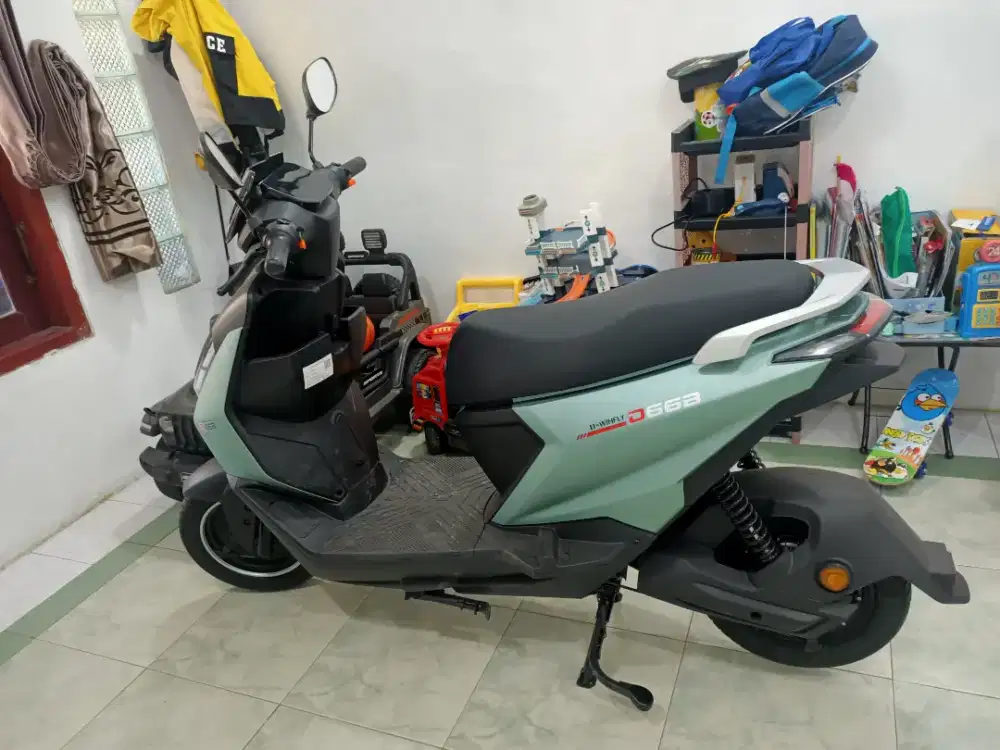 Dijual sepeda listrik merk uwinfly