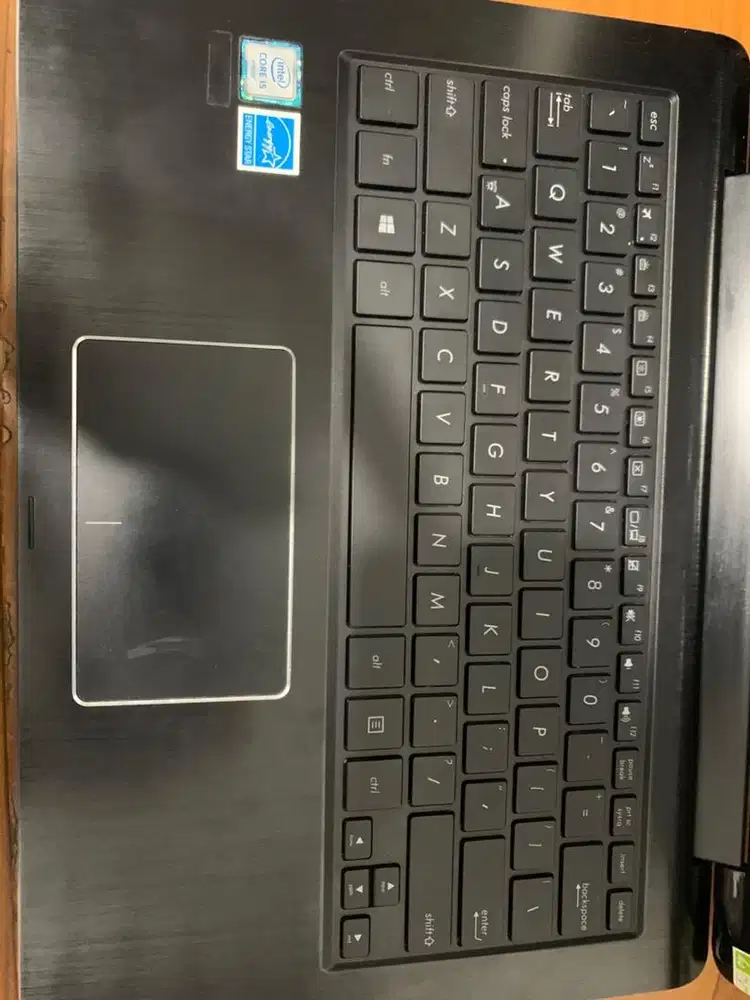 Asus core i5 bahan kokoh