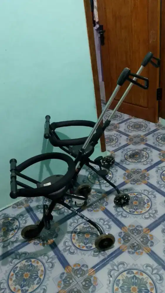 Magic stroler anak