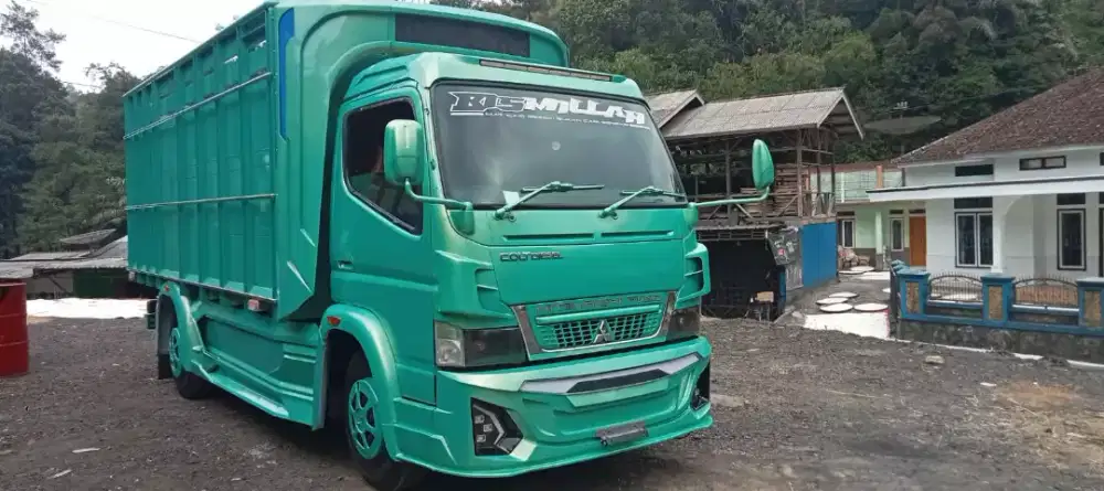 Full Modif ! Mitsubishi Canter FE74 HD 125 PS Warna Tosca Tahun 2021