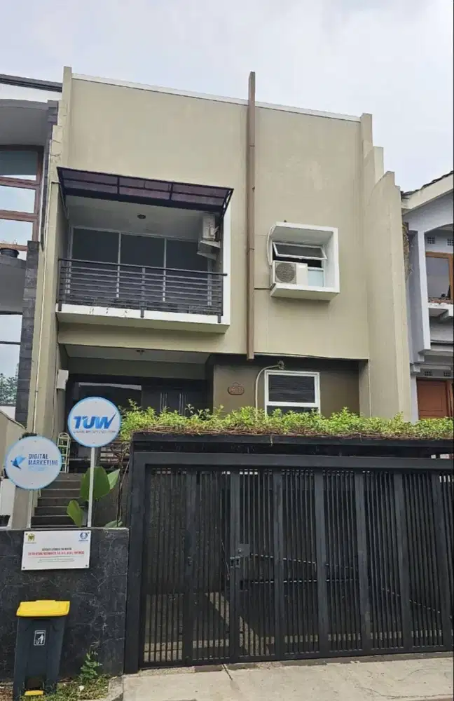 Turun Harga Lagi, BU !!  Rumah Lux Minimalis Dlm Komplek Setra Duta