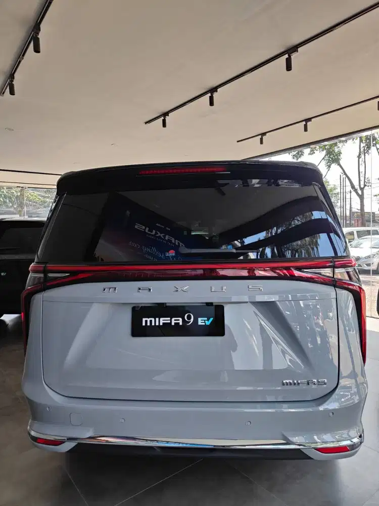 [Mobil Baru] MAXUS MIFA9