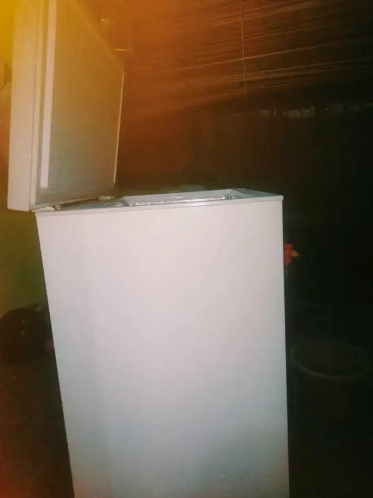 Di jual frezeer
