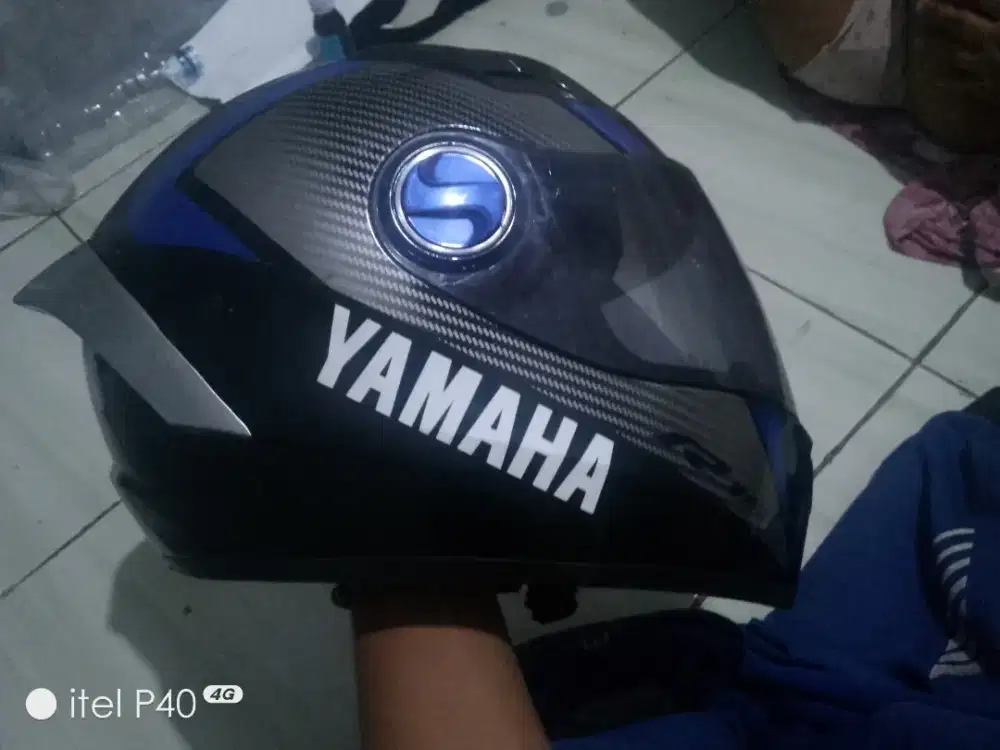 Helm Yamaha fullface