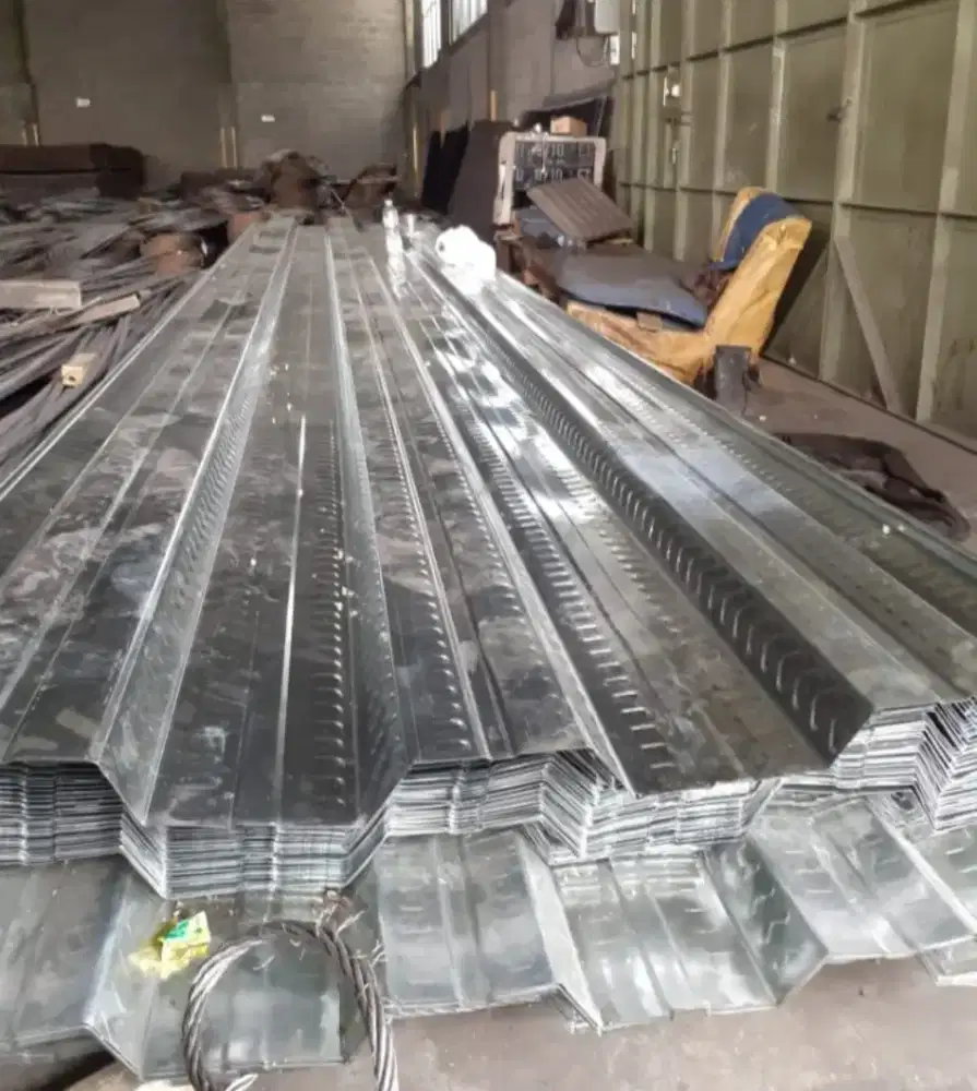 Bondek / bondeck / floor deck tebal.0,75 panjang 6m