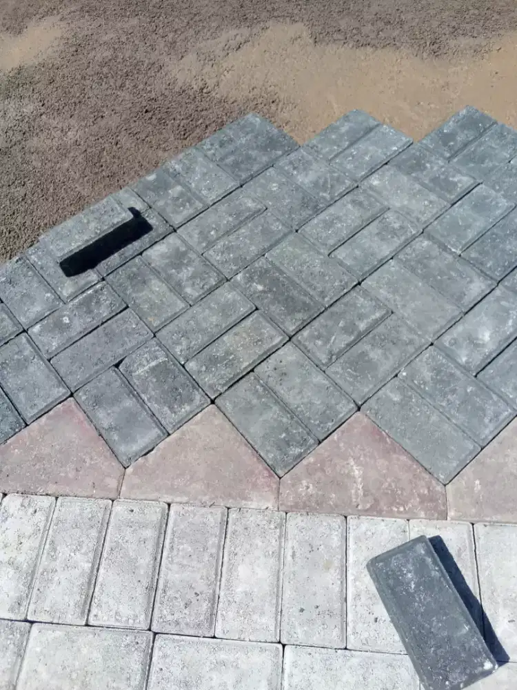 Pasang paving bisa dgn paving terima jadi bagus rapi ahlinya