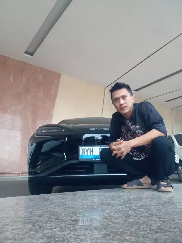 Sedang mencari pekerjaan sebagai driver