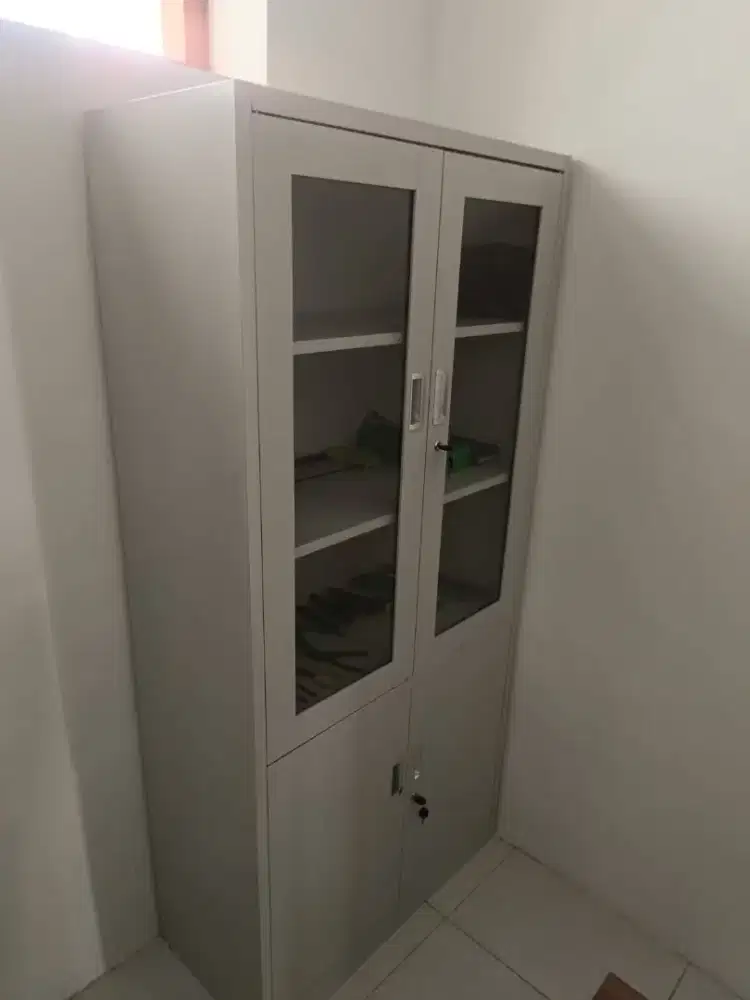 Lemari kabinet 8 unit