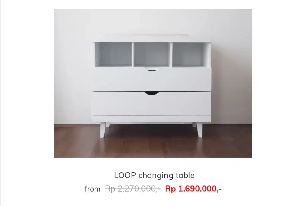 Changing table merk little equi