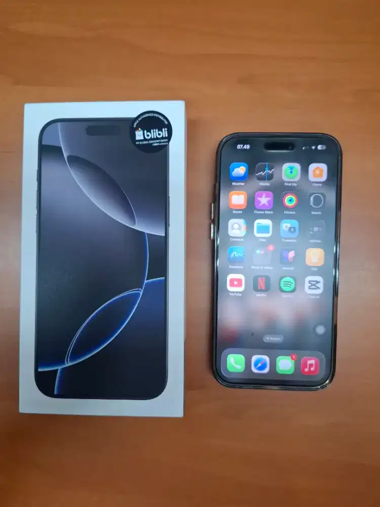 iPhone 16 Pro Max 512GB - Black Titanium (Resmi Hello)