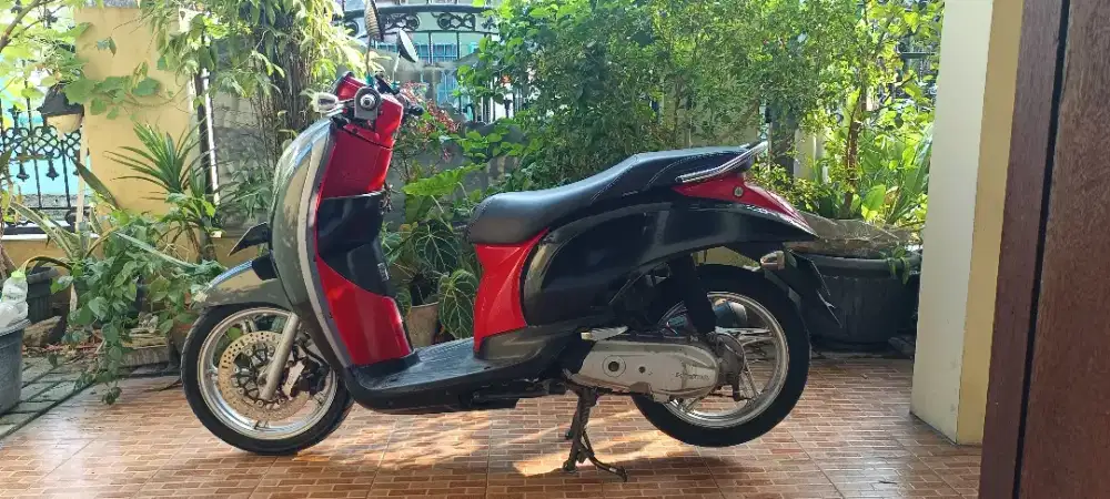 SCOOPY KARBU 2012