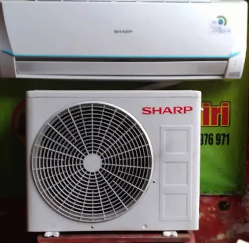 Jual ac Sharp 1/2 pk R 32 lowwt 360 watt kondisi 95% ori semua