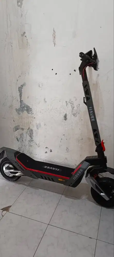 NAVEE XT5 Pro Electric Scooter / Skuter Listrik Off-Road 74KM 2200W