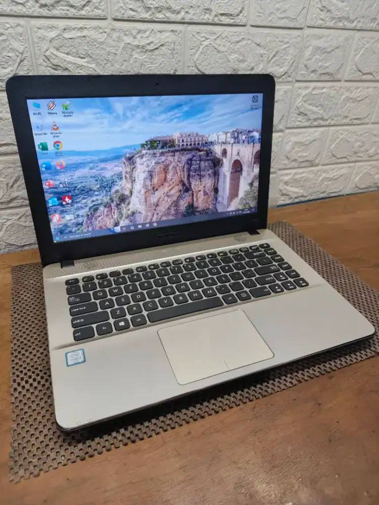 Asus X441U intel Core i3 Gen-6 (8/128+500gb) 14 inch NORMAL