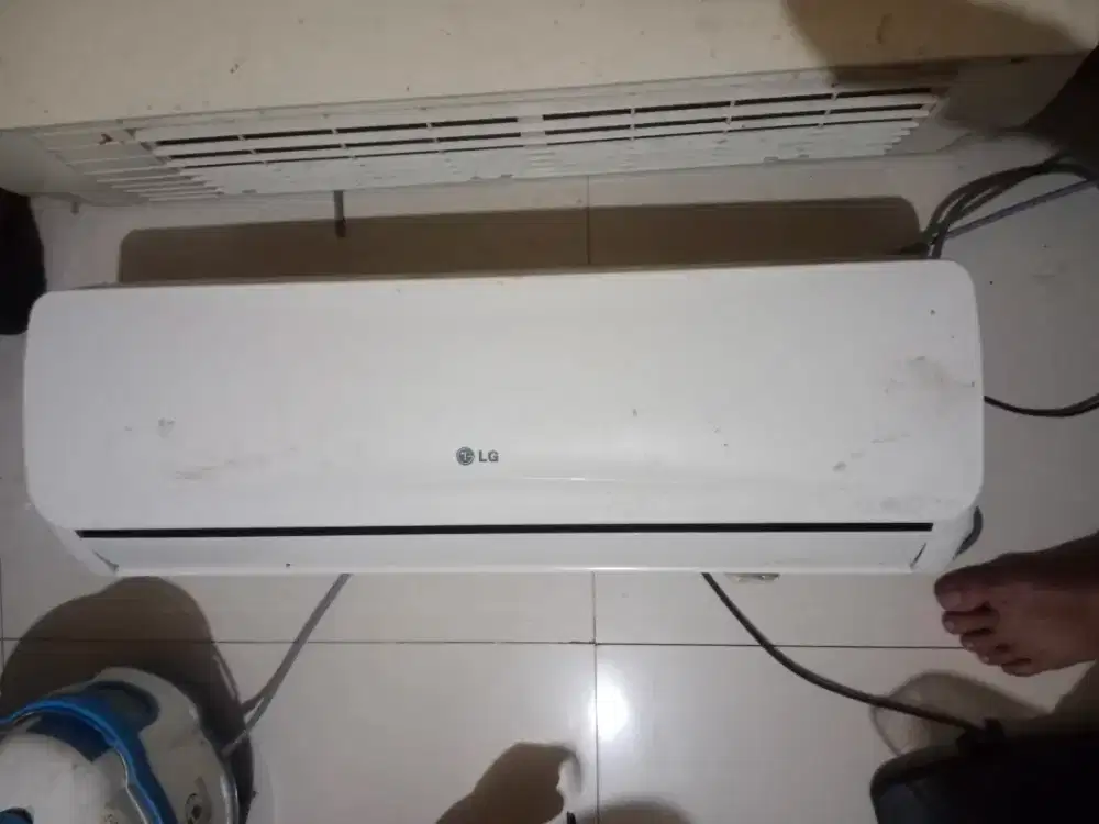 Dijual AC kondisi masih sangat normal