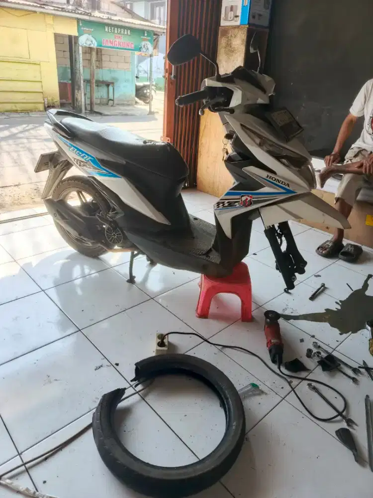 Lowongan mekanik motor