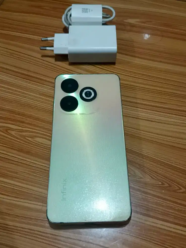 Infinix Smart 8 3+3(6/64 Hp Casan