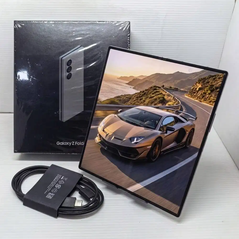 PERFECT MULUS 99% SAMSUNG GALAXY Z FOLD 6 5G 12
