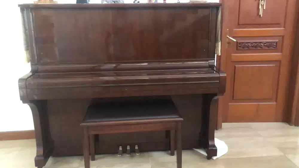 FS PIANO KAWAI bekas rasa baru