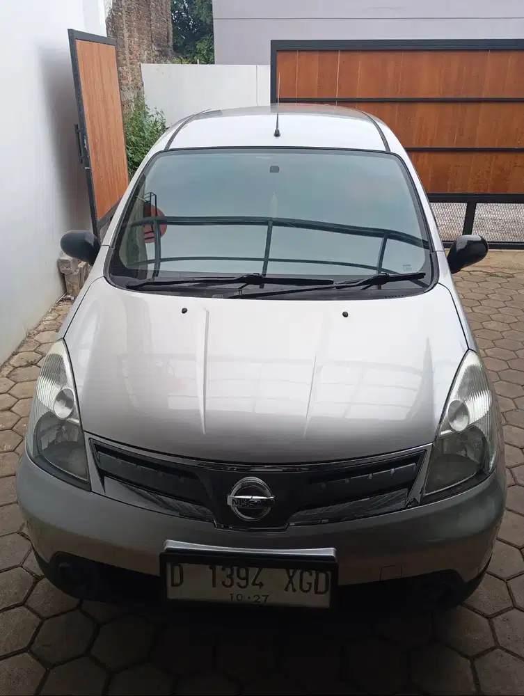 Grand livina SV 2012