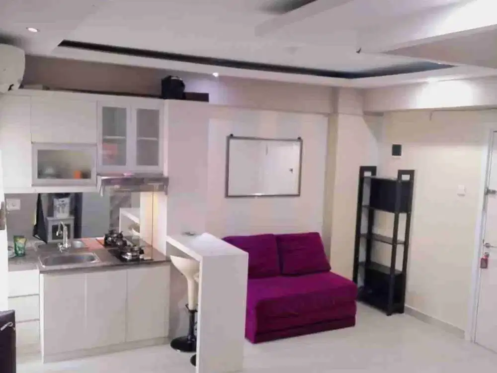 Lantai 11 Furnished Ada Water Heater 1 BR Green Pramuka