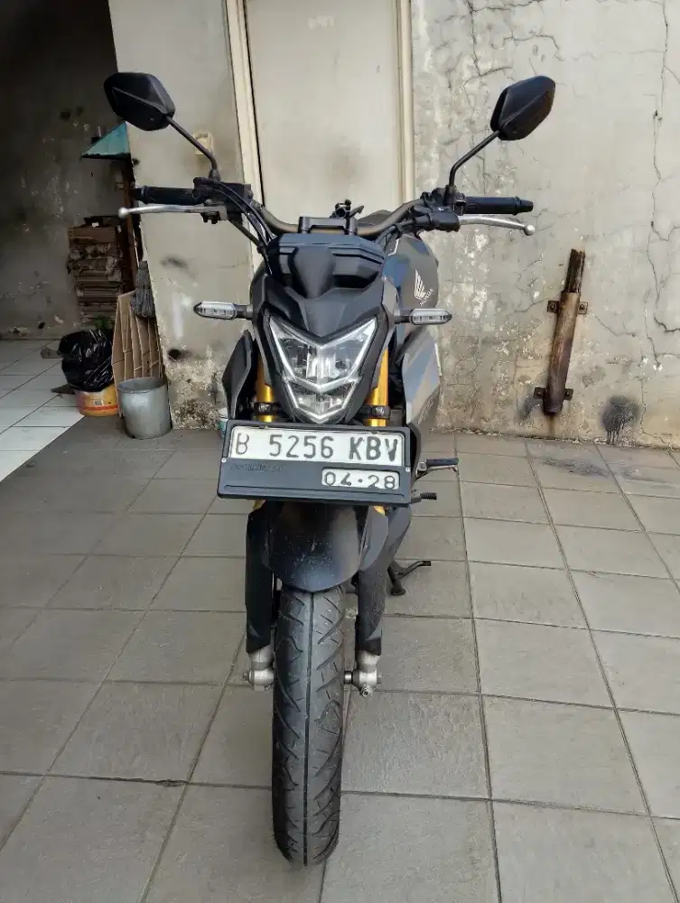 GRESS CB 150 R STREETFIRE 2023 KM LOW PJK PANJANG Cash Kredit TT
