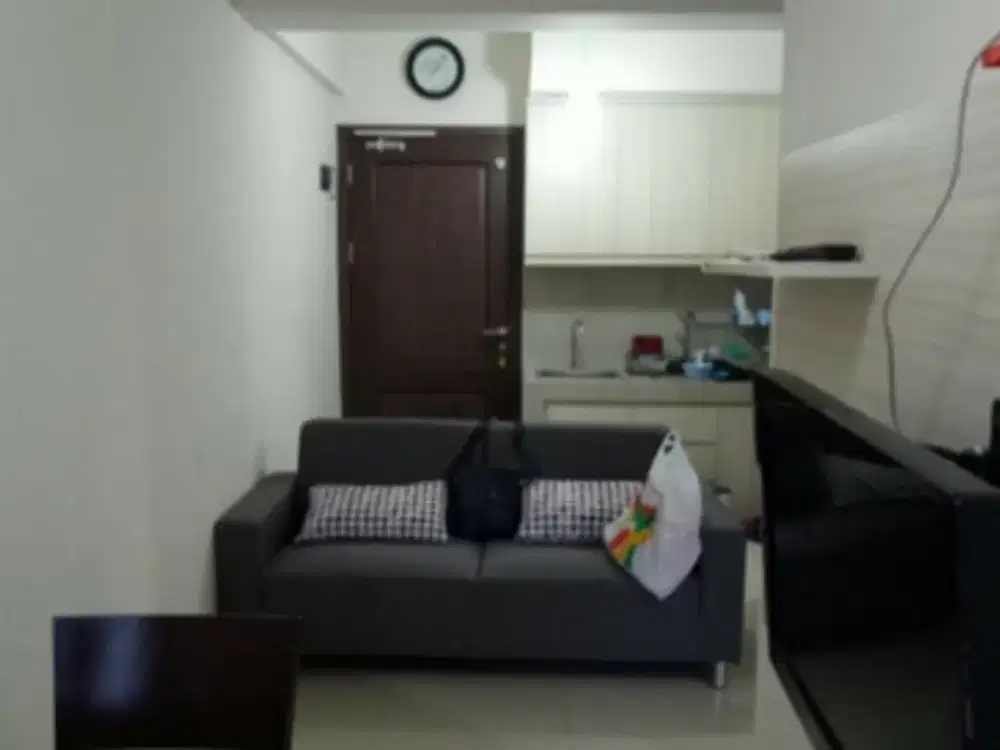 DISEWAKAN APARTEMEN 2 BR lantai 18 GALERY CIUMBULEUIT BANDUNG M