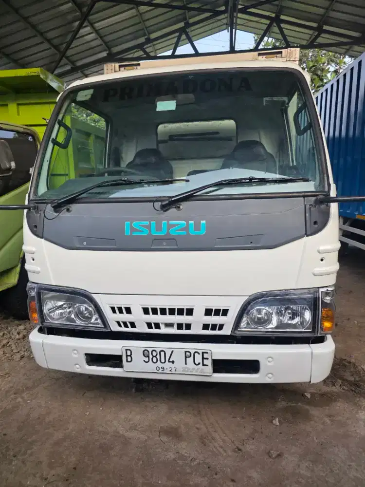 ISUZU ELF NKR 55 BOX ENGKEL 4BAN
