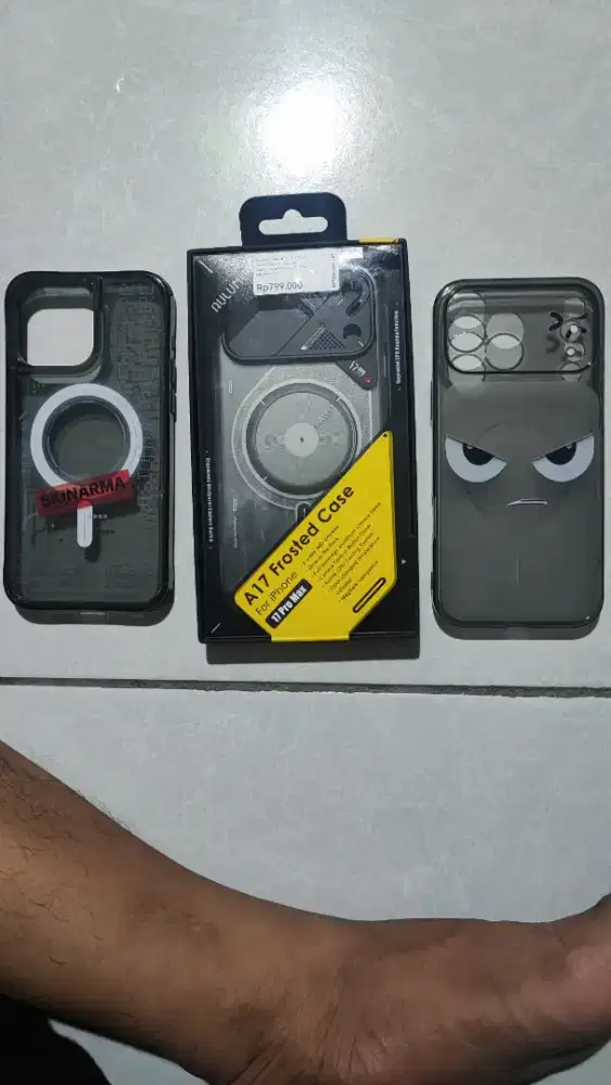 Case Iphone Skinarma 16 PM & Aulumu magsafe 17 PM