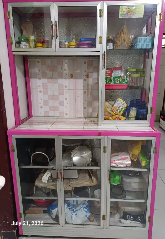 Lemari dapur alumunium