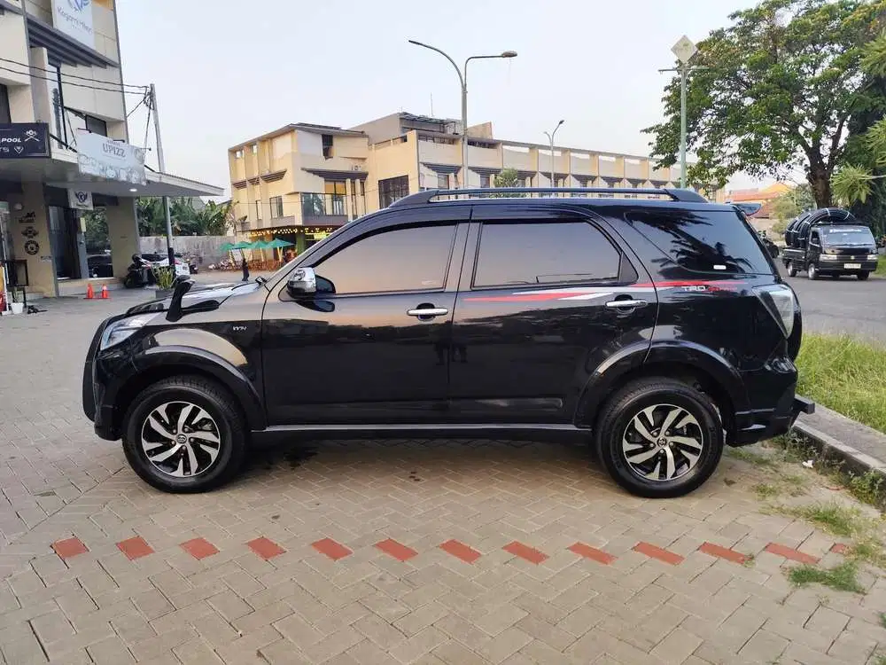 Toyota Rush 2017 Bensin