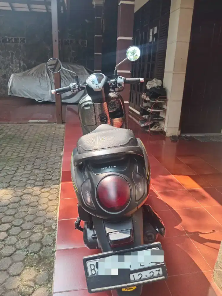 Honda Scoopy  (Sporty Black) 2022