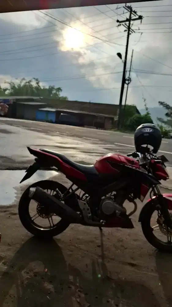 Dijual vixion 2015
