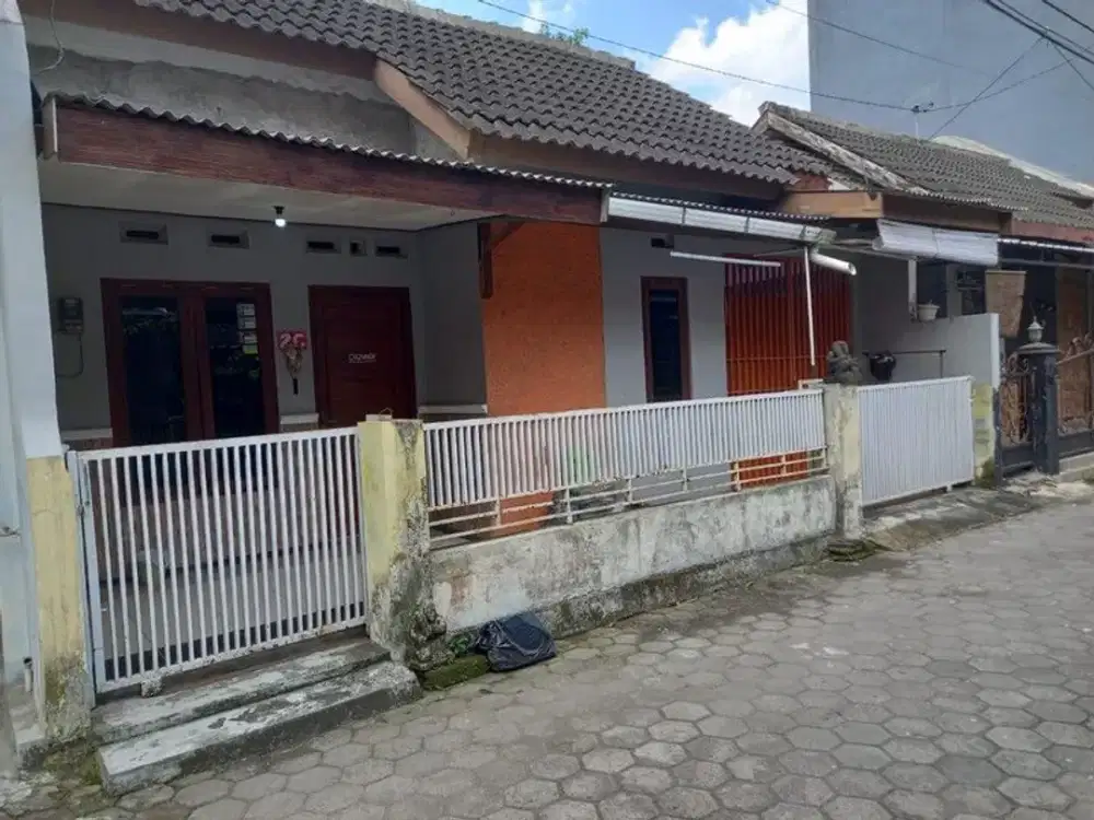 Rumah Siap Huni dalam Perumahan Lokasi Strategis Dekat Sleman City Hall