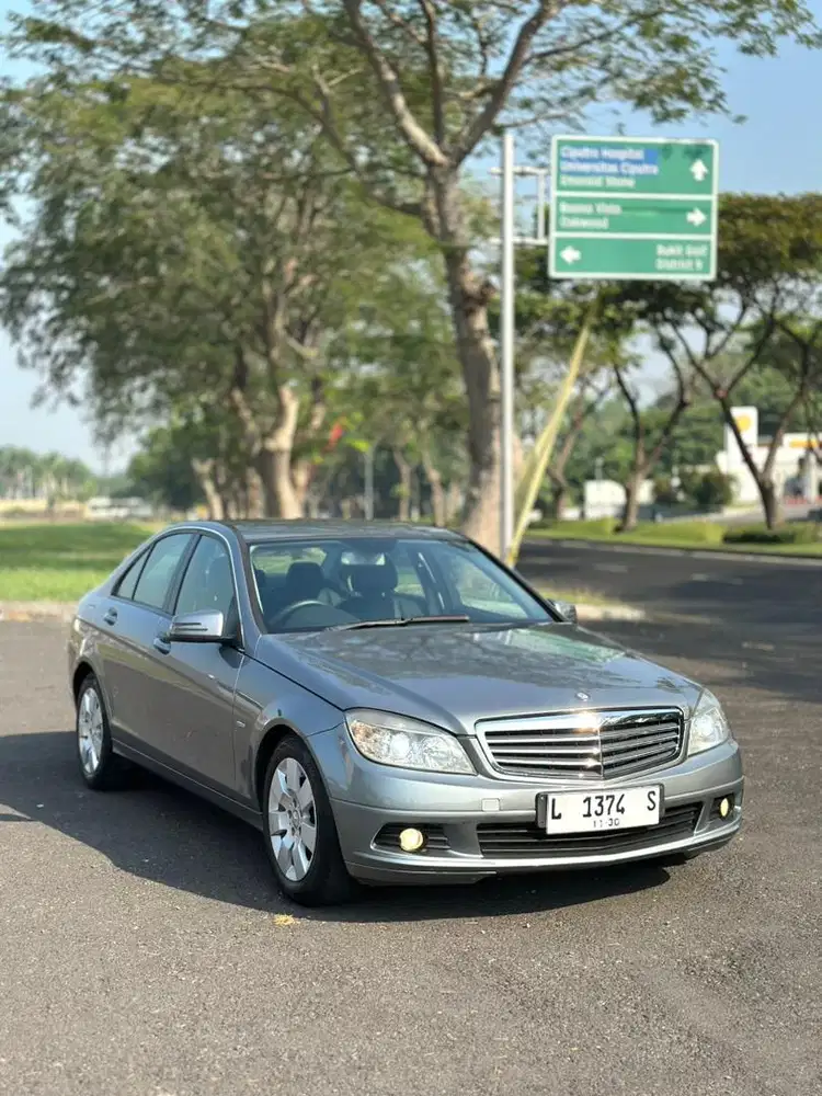 W204 C200 2011 CGI AT