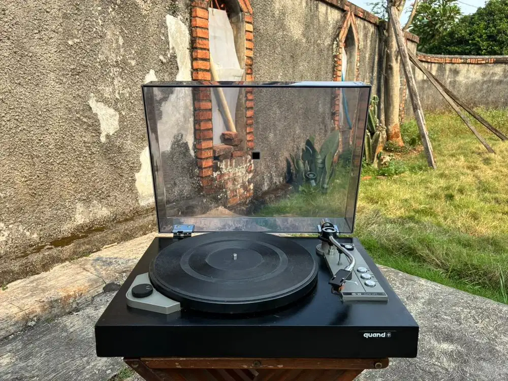 Turntable Quand AQ-35 japan pemutar piringan hitam