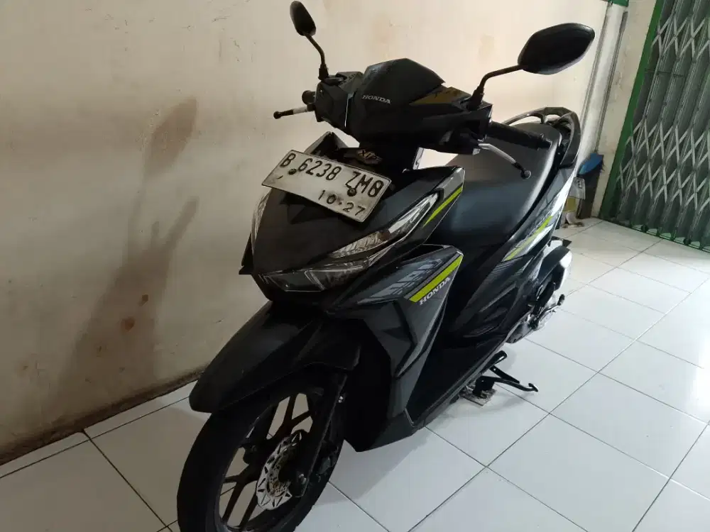Honda vario led ol 125 thn  2017 pajak of 3x plat B depok