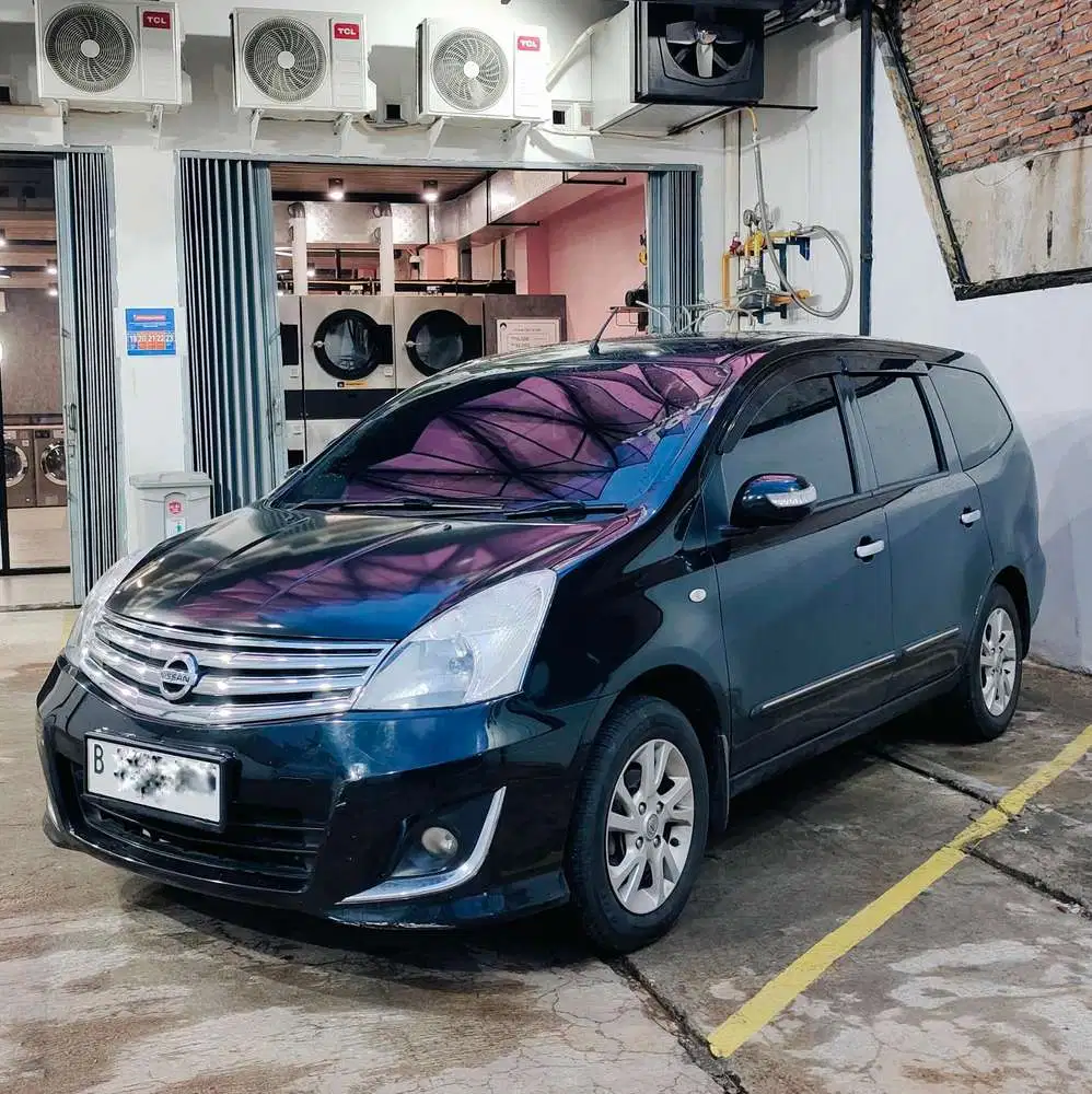 Nissan Grand livina 2012 Bensin