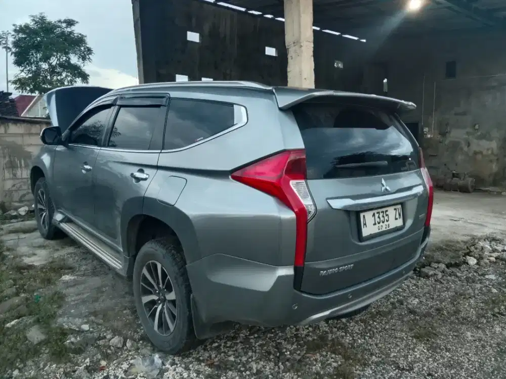 Mitsubishi Pajero Sport Dakkar