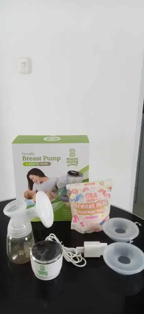 Pumping Mom Uung