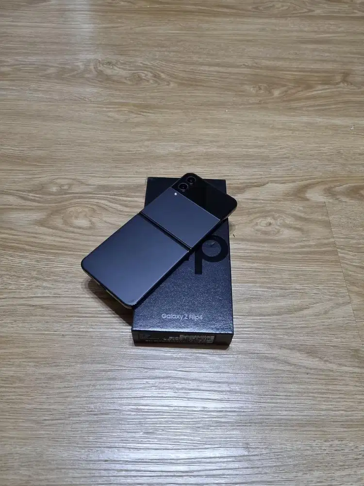 Samsung Z Flip 4 8/128GB