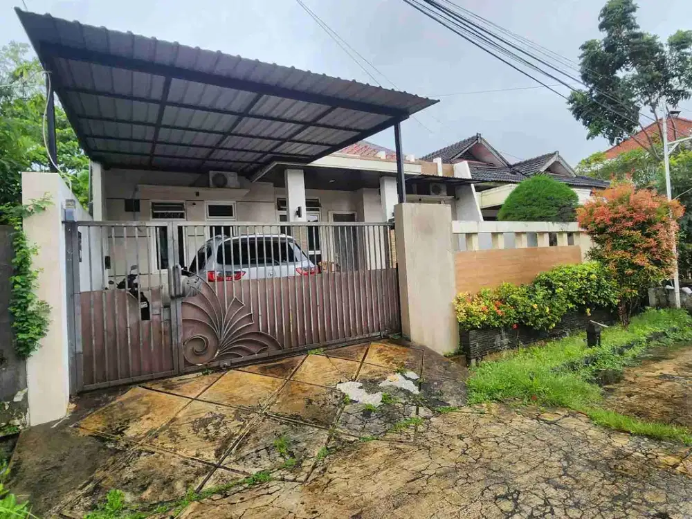 Rumah Puspowarno Semarang Barat, Dekat Pusat Kota