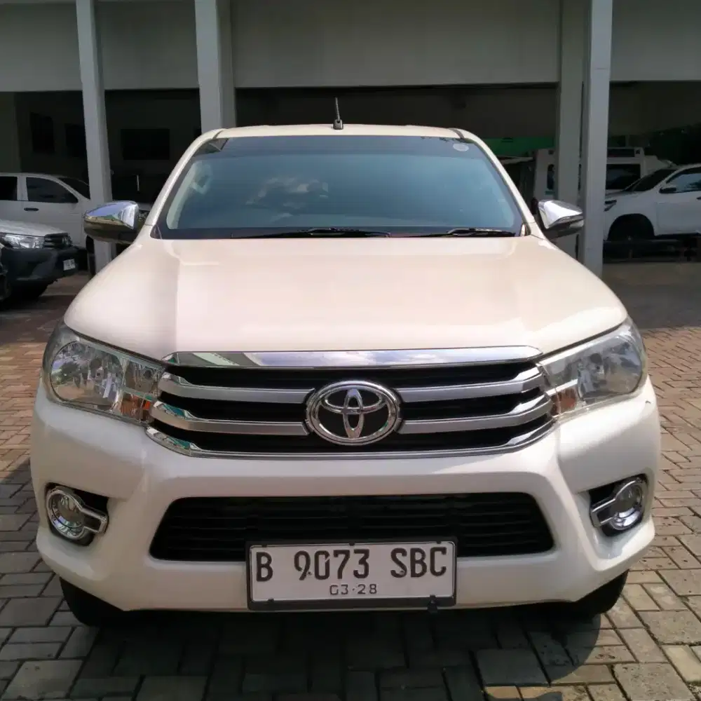 TOYOTA HILUX DC G 2.4 4X4 MT 2017