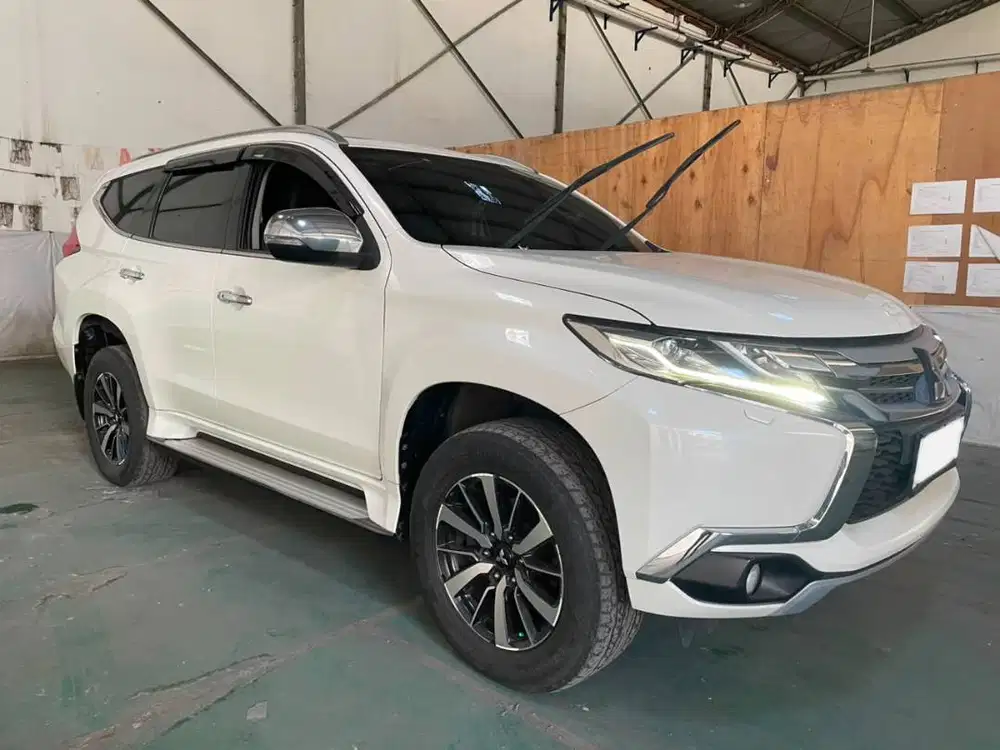 MITSUBISHI PAJERO SPORT 2.4L AT DIESEL (2016)