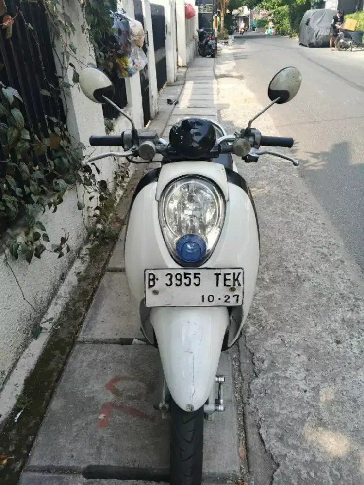 Honda Scoopy 2010