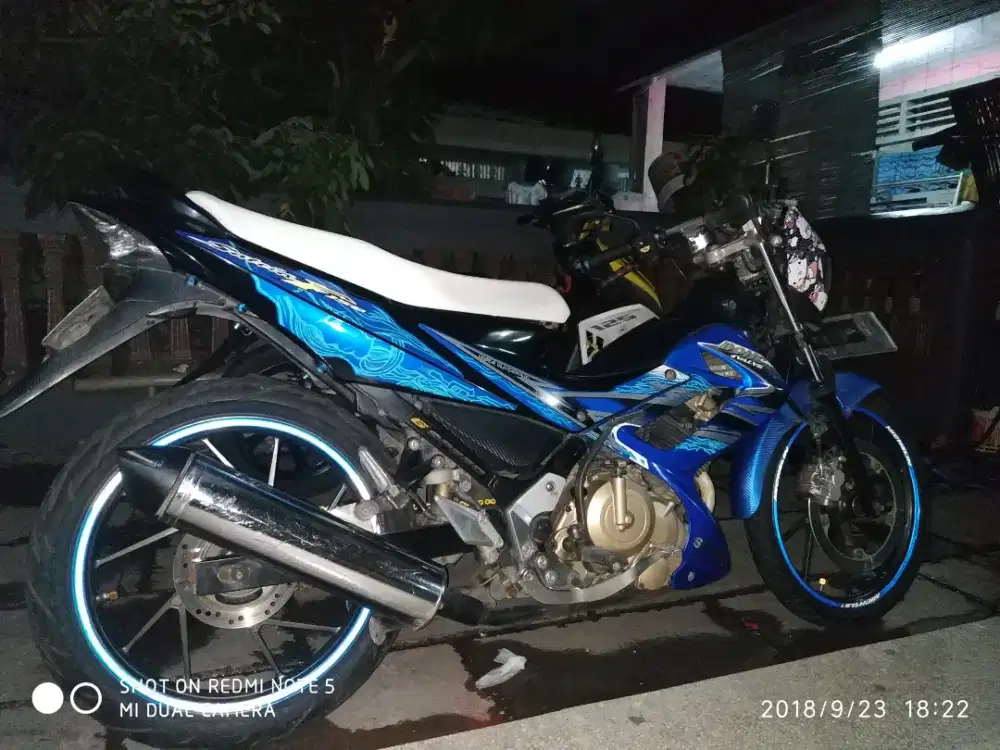 Satria fu warna biru kepala barong 2010