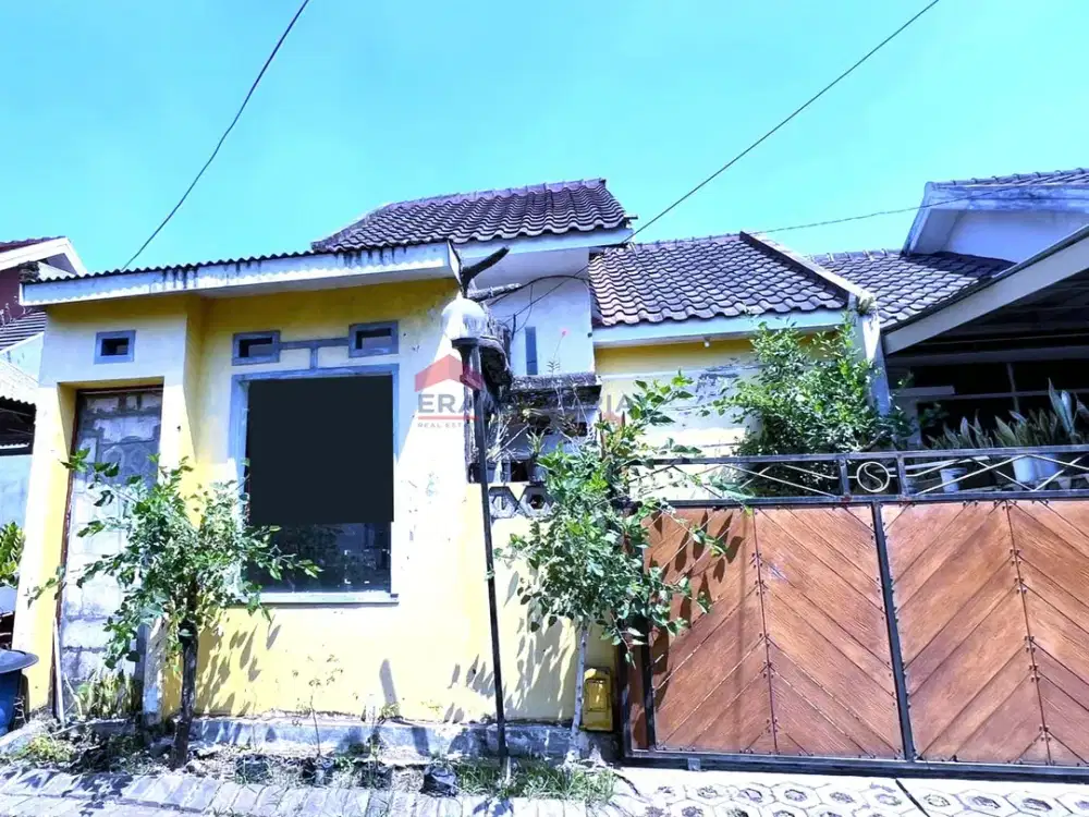 Rumah Dalam Perumahan Strategis Dekat RS Soepraoen Malang