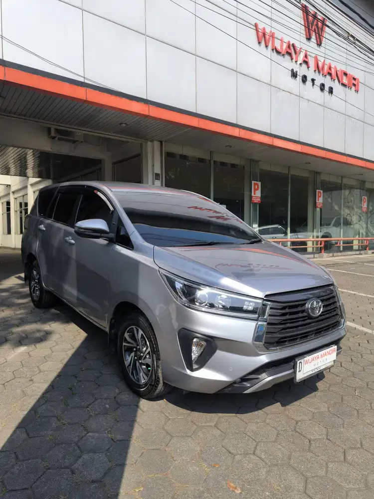 TOYOTA INNOVA 2.4 DIESEL V A/T 2021