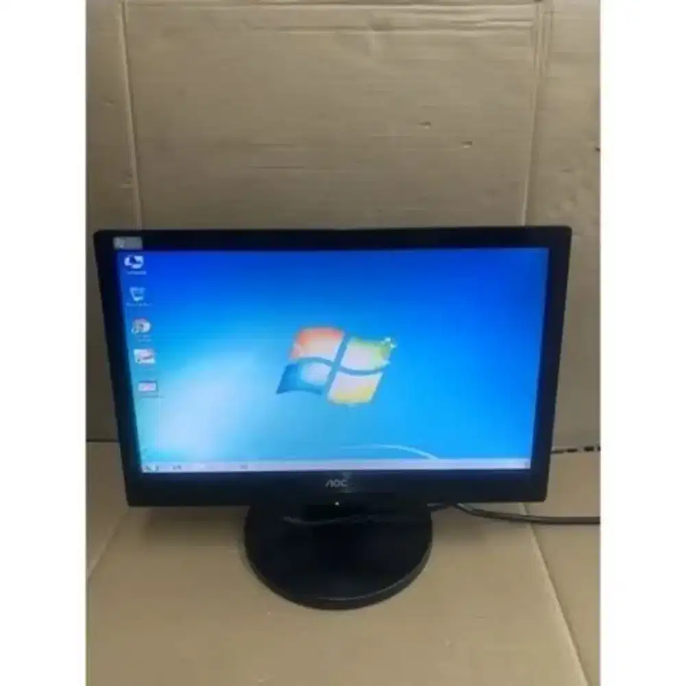 Monitor Wide 16 Inch, Bikin Kerja Makin Produktif!